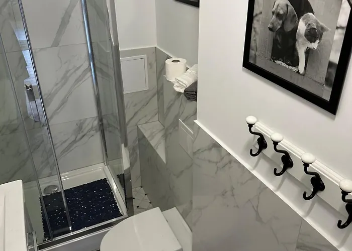 Trzecie Pietro Apartment *