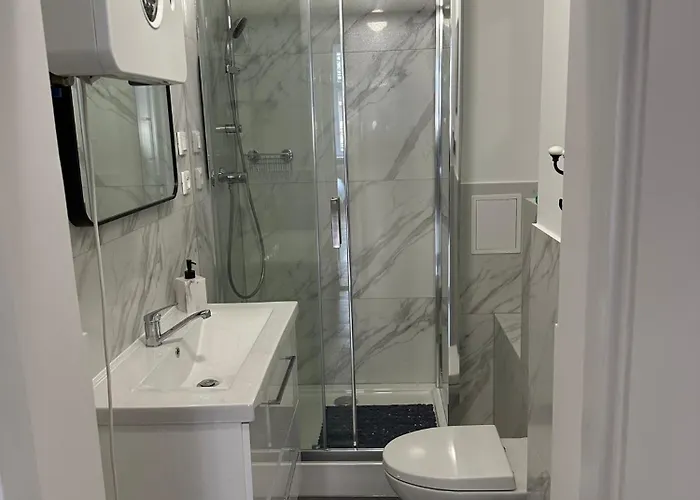 Trzecie Pietro * Πόζναν